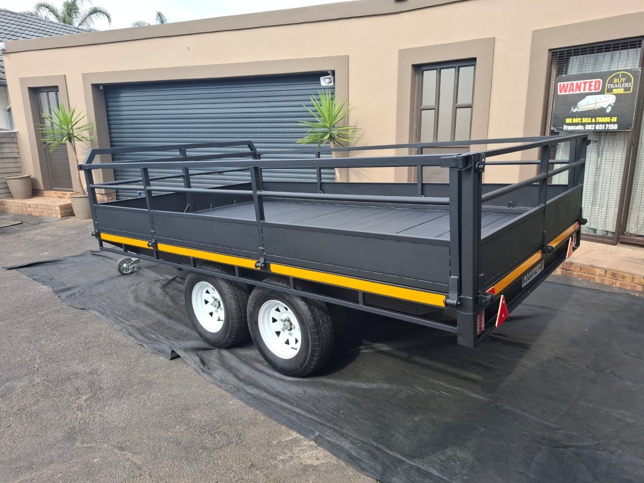 Diamond 3.6 M x 2.0 M x 0.60 BRAKED Double AXLE