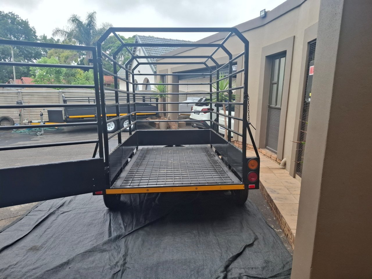 Double Axle Cattle Trailer