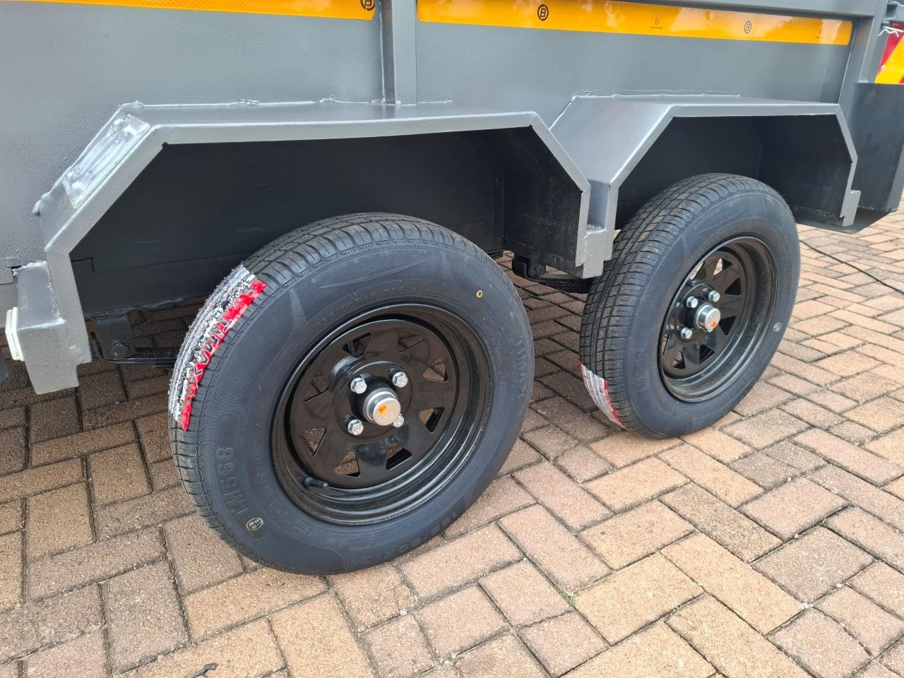 Cattle Double Axle 2.6 M x 1.6 M x 1.7 M