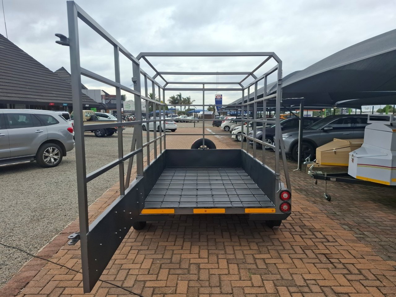 Cattle Double Axle 2.6 M x 1.6 M x 1.7 M