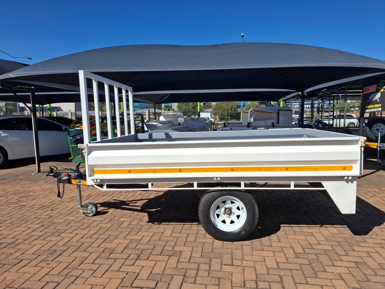 Braked UTI Trailer 2.8 M x 1.6 M